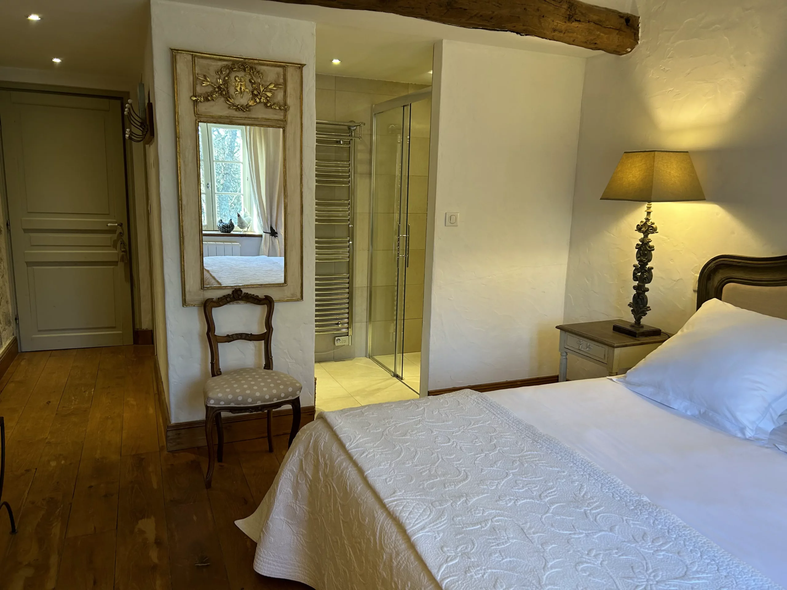 Gîte de groupe sur la Côte d'Opale 7 Chambre d'hôtes "Avec les poules" au Prince Gourmand, pouvant accueillir 2 personnes.