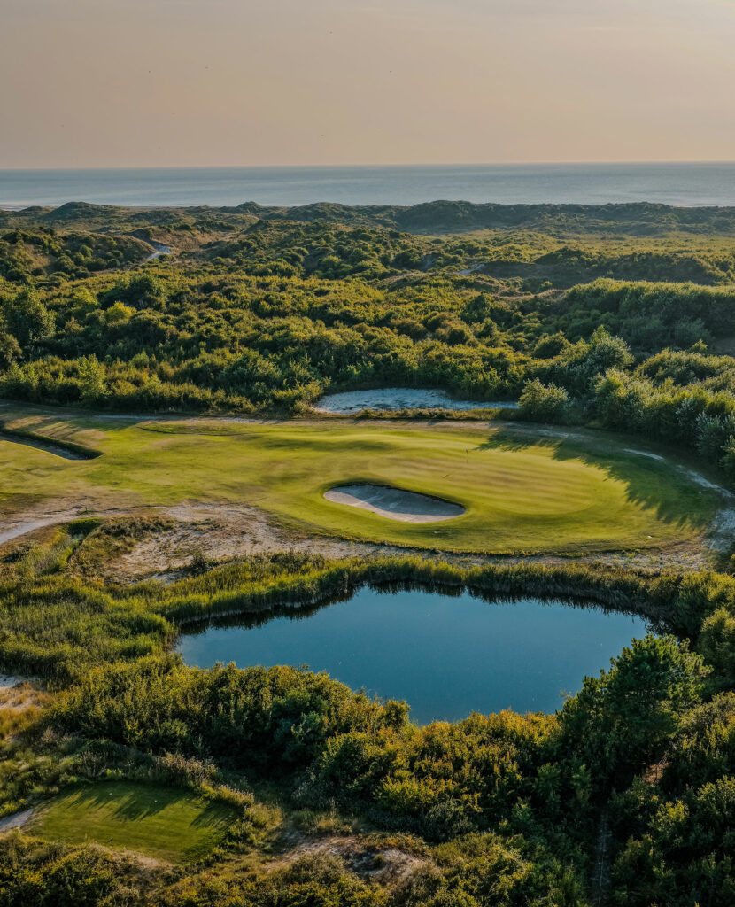 Séjour golf entre amis sur la Côte d’Opale 13 La-mer-Le-Touquet-vertical